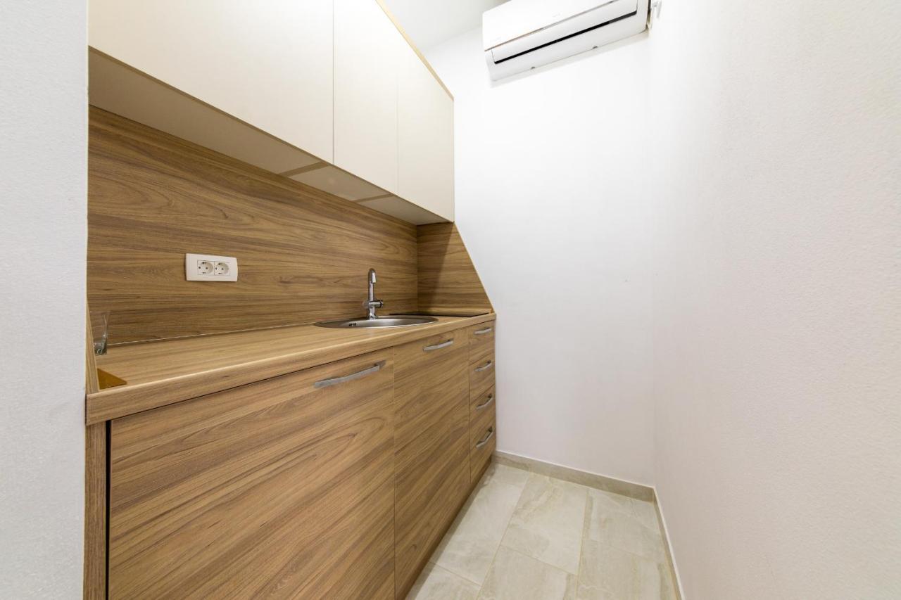 Sunways Apartments Добра-Вода Экстерьер фото
