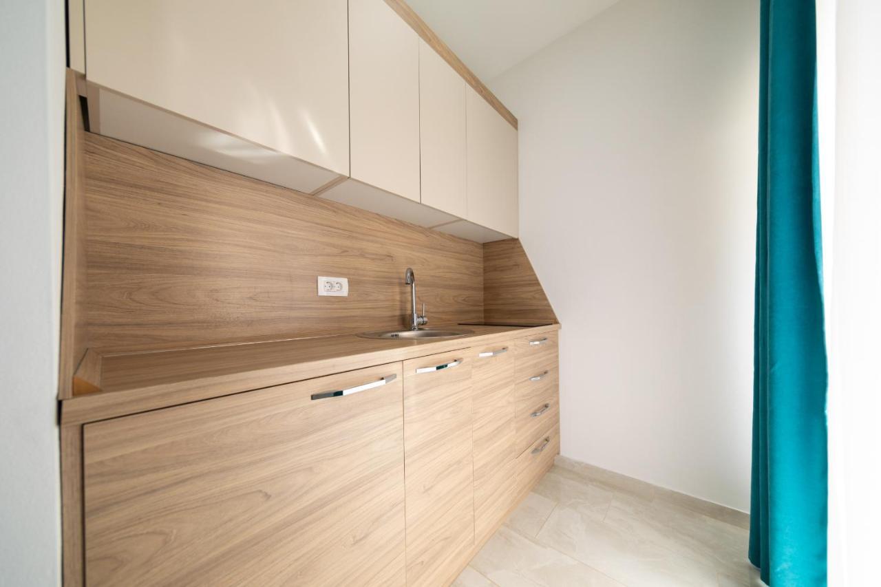 Sunways Apartments Добра-Вода Экстерьер фото
